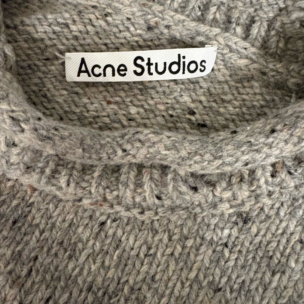 Acne Studios Gray Sweater with Colorful Flower Patterns - Picture 5 of 5